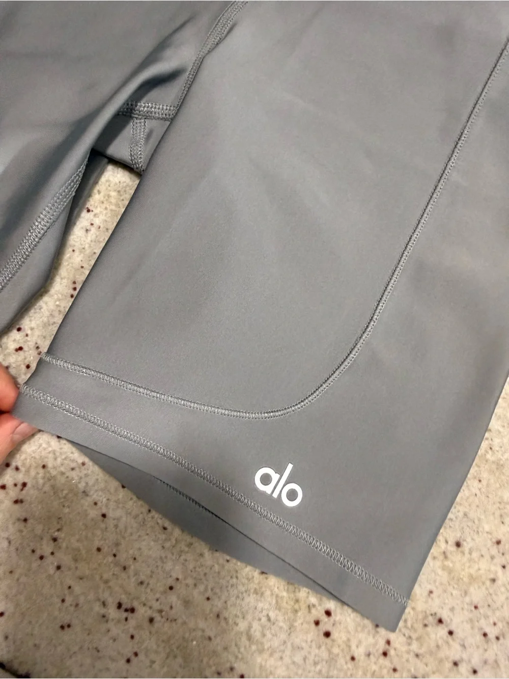 ALO Yoga supportive compression